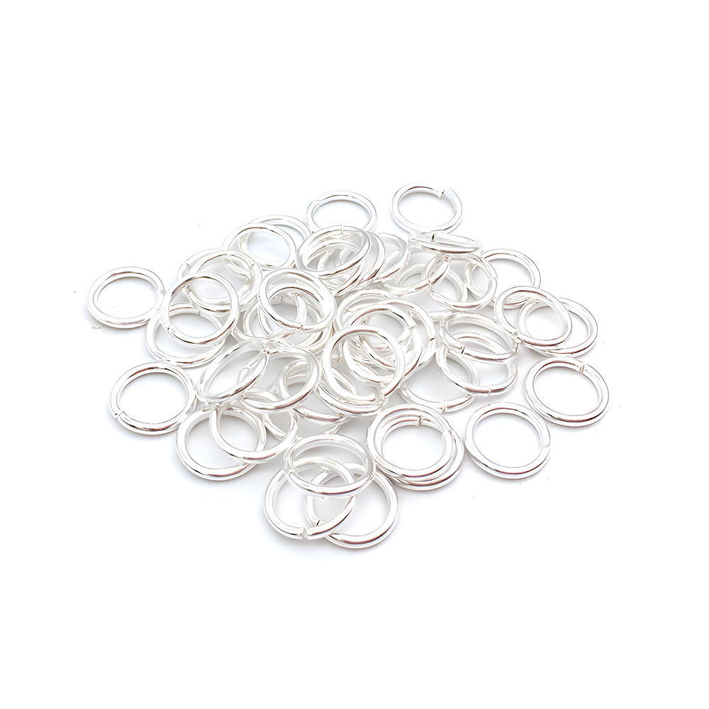 светло-серебристый цвет