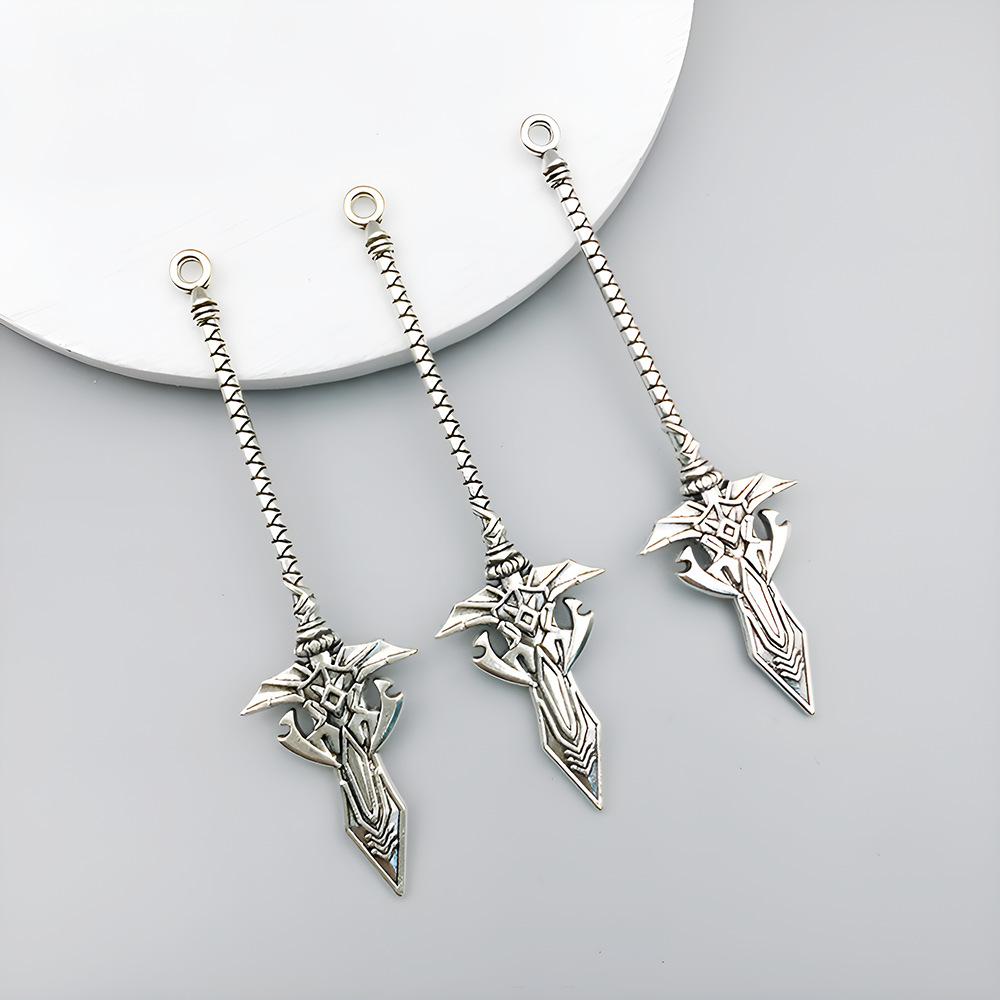 1 ancient silver sword 19*70mm-3.6g-16182