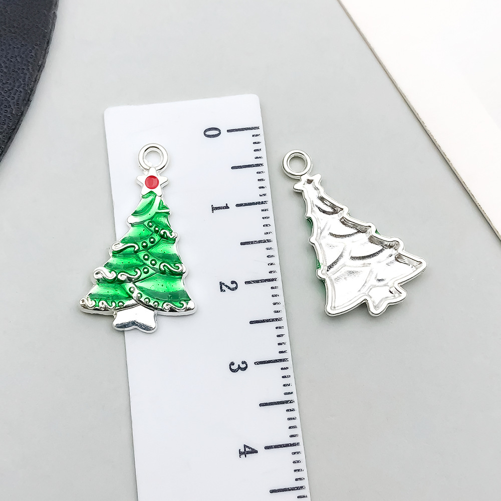 1 green dripping oil christmas tree 21*13mm-1.3g-19655