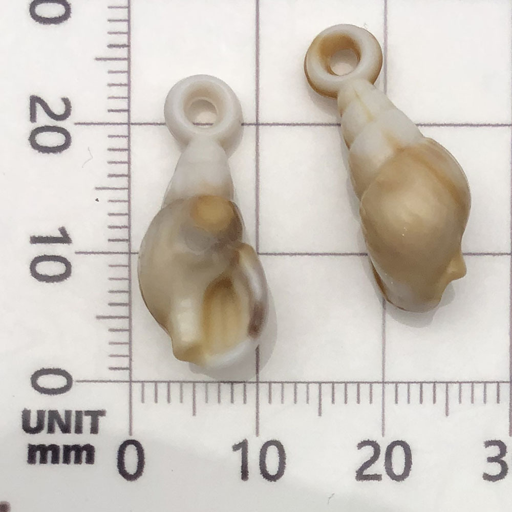1 beige (acrylic conch) 9*24mm-0.7g-17272