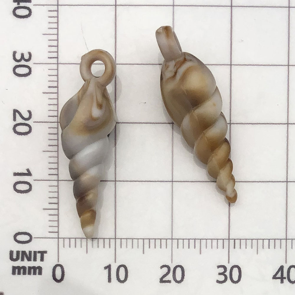 1 beige (acrylic conch) 9*32mm-1.1g-17284