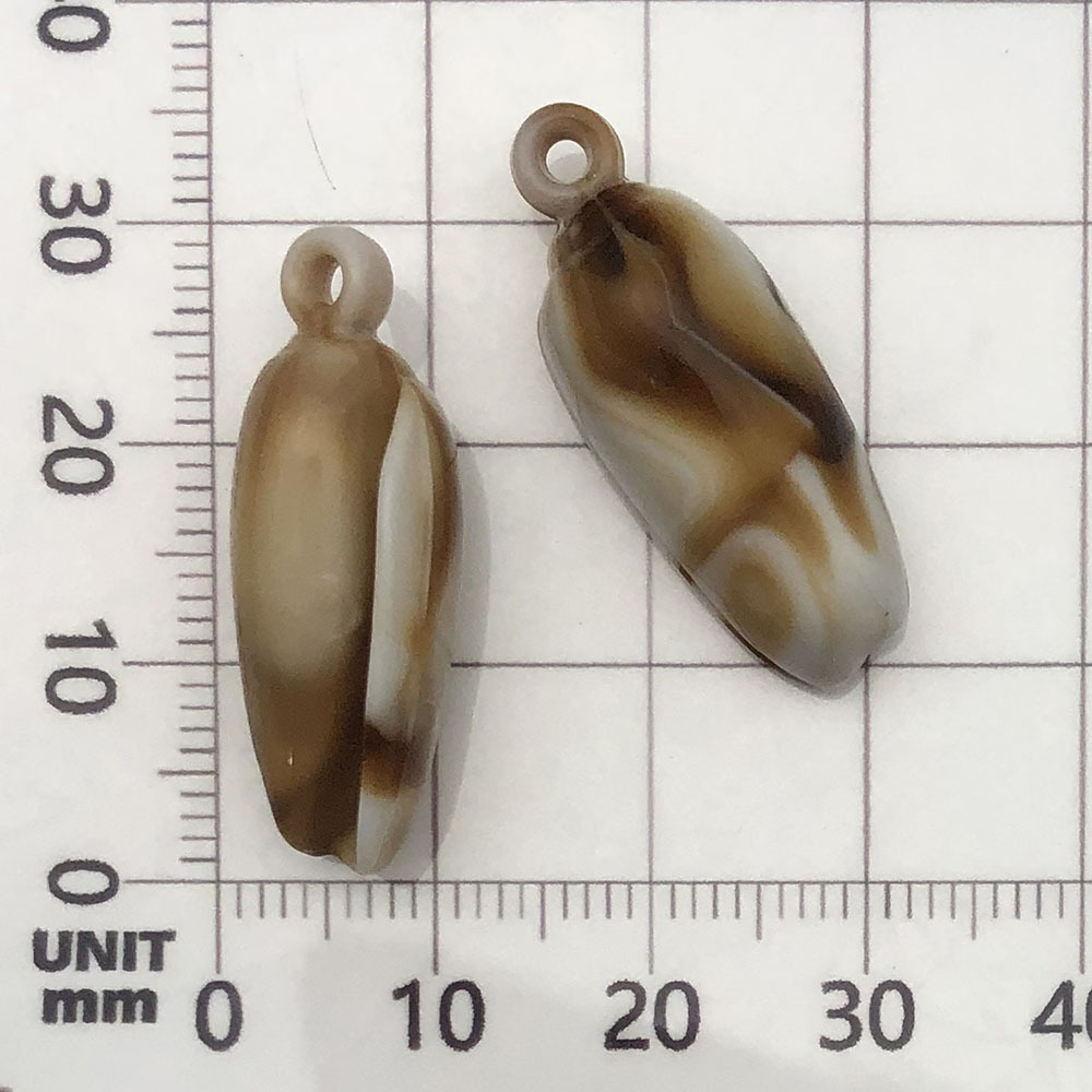 1 beige (acrylic conch) 11*29mm-1.5g-17285