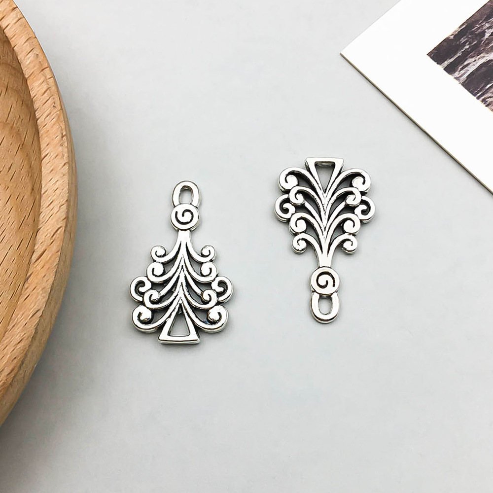 1 ancient silver Christmas tree 14*23mm-1.3g-8234