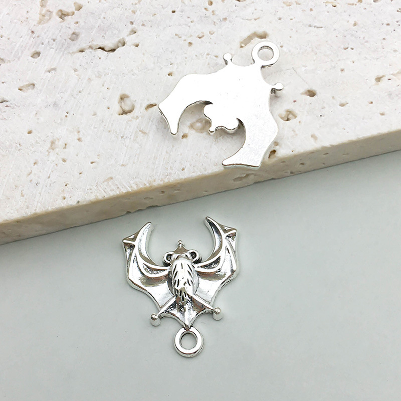 1 bat 17*19mm-1.6g-b297