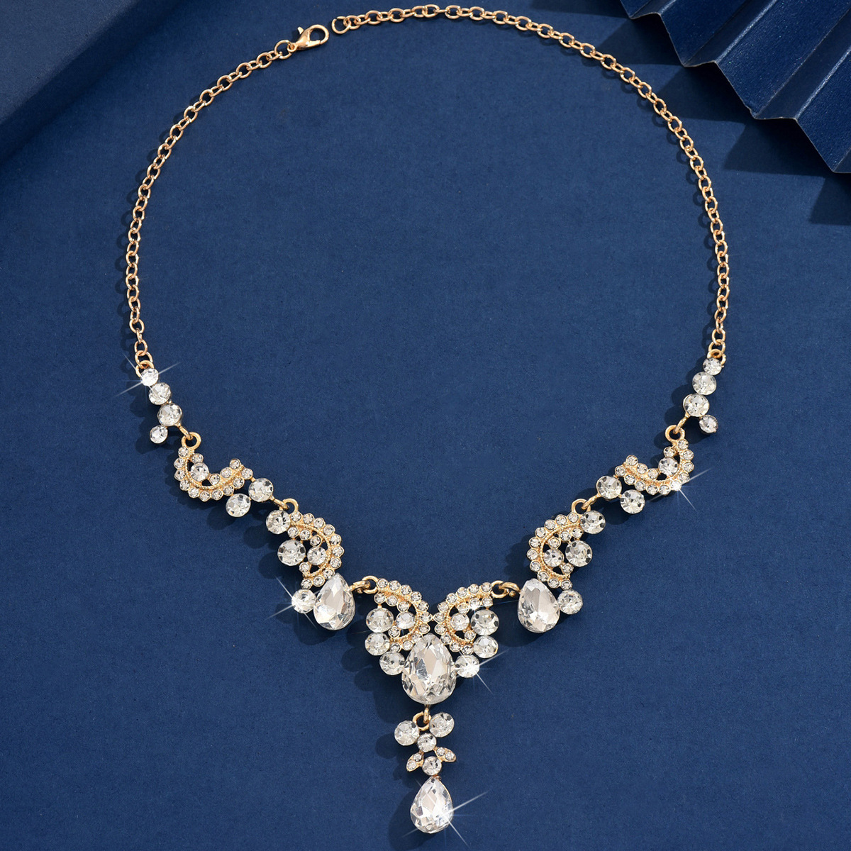 80216702 golden white