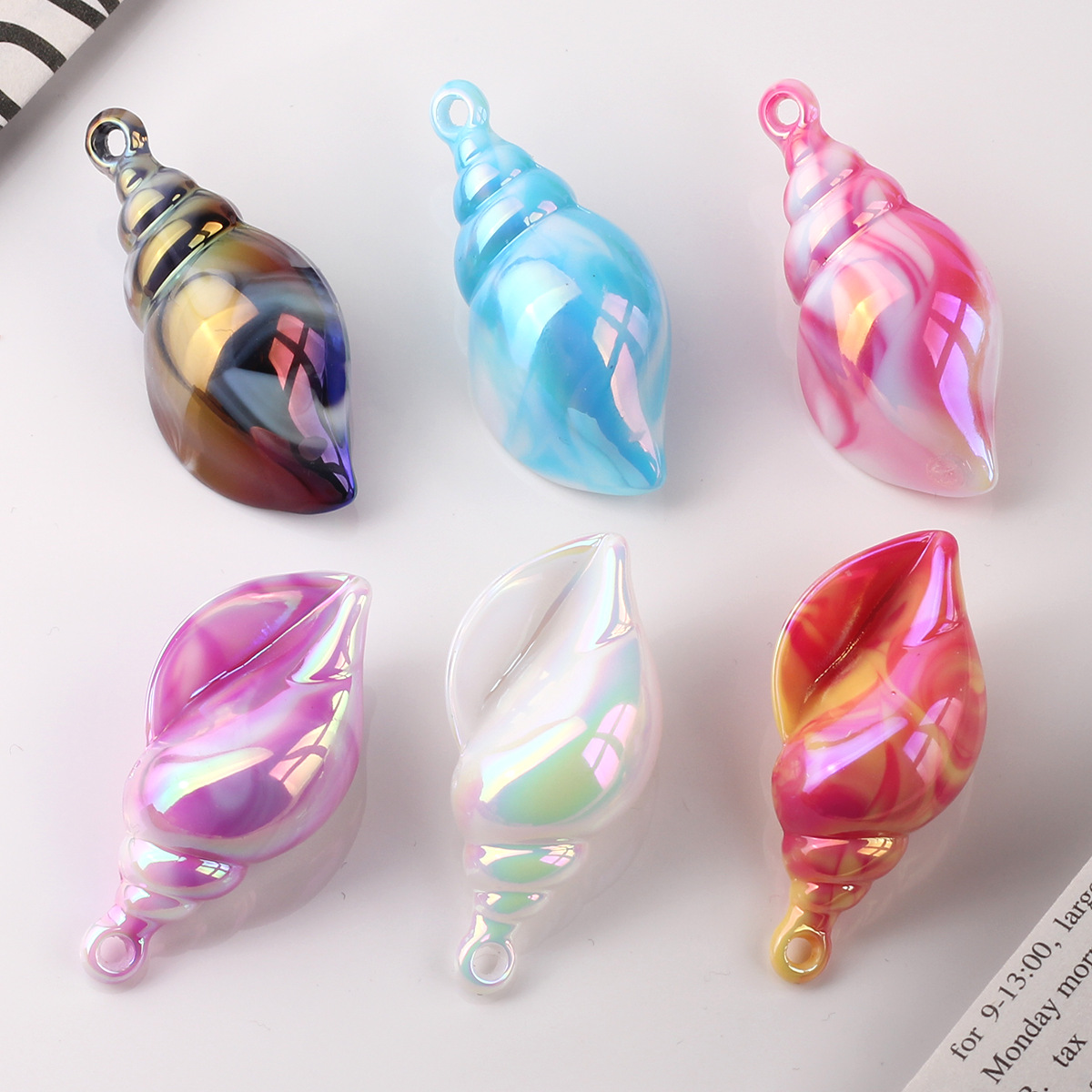 Mixed colors (random colors, no color selection)