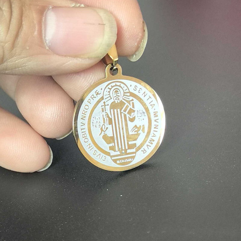 Golden exorcist priest   golden pearl chain corrosion style