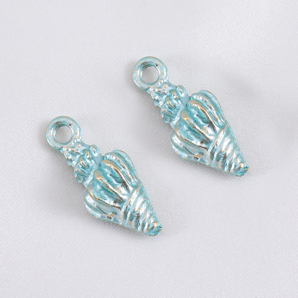 Conch - light blue -7.7x19.4