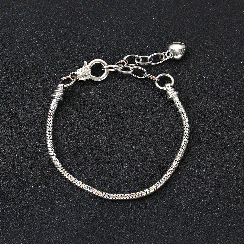 Bracelet (about total length: 21cm)