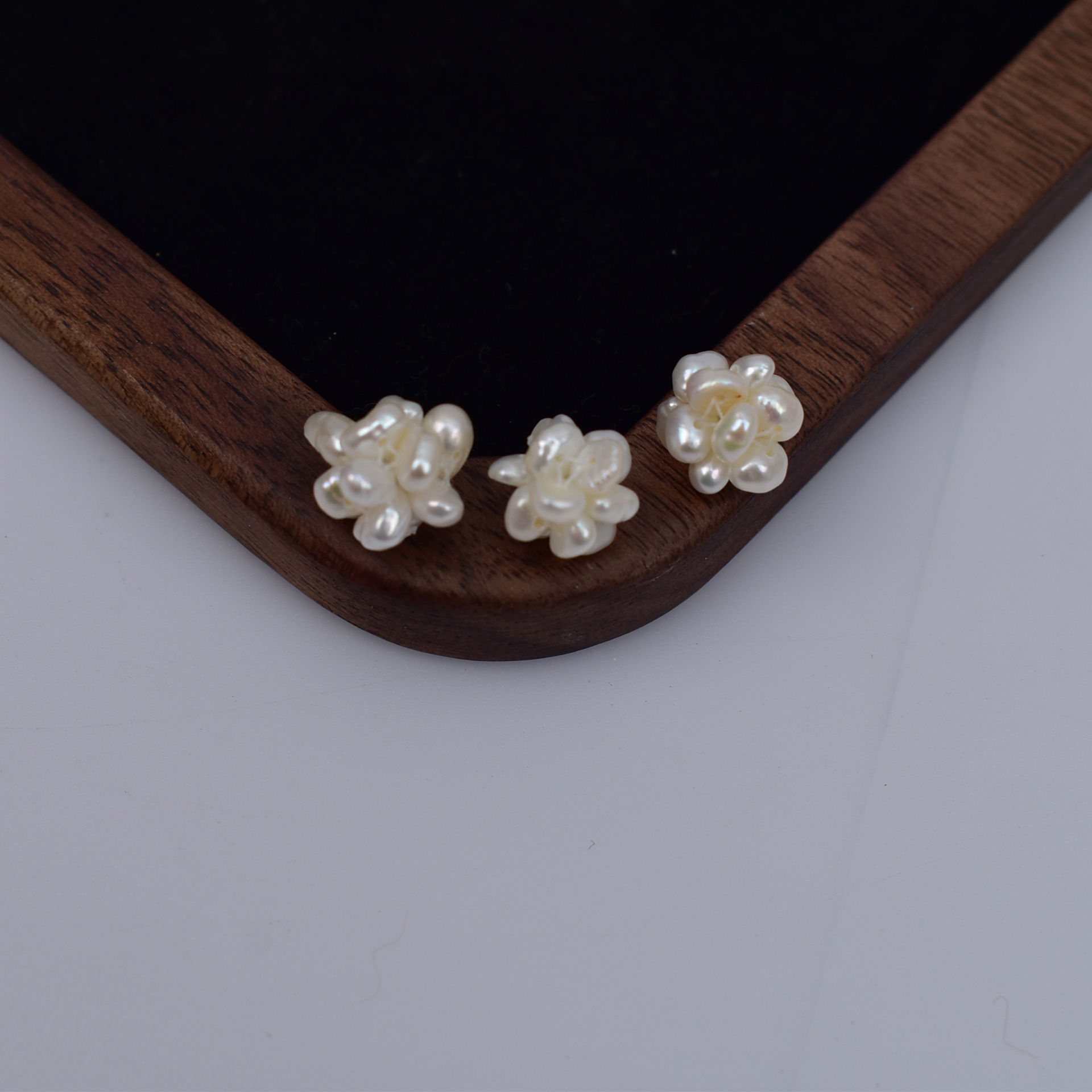 Strong light mini natural white about 8-9mm