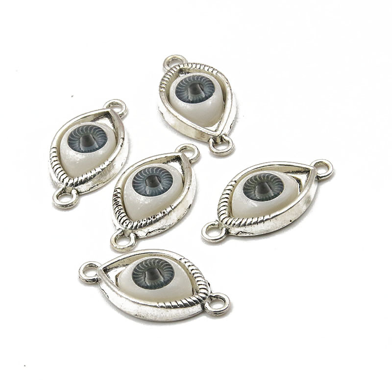 Ancient silver-gray eyes