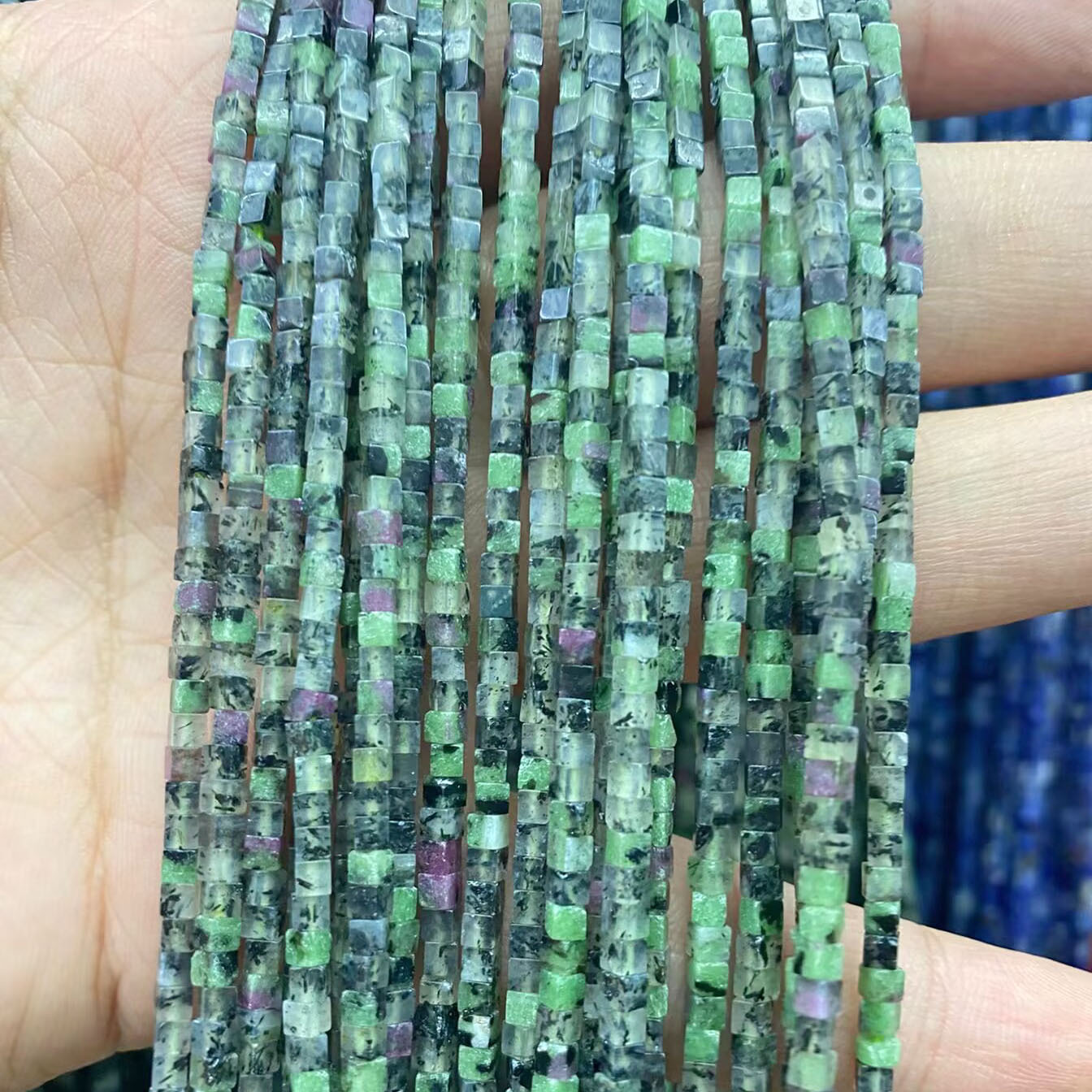 Red and green treasure