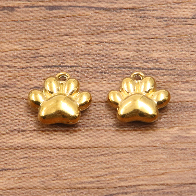 1565 gold 10x11mm 1.4g