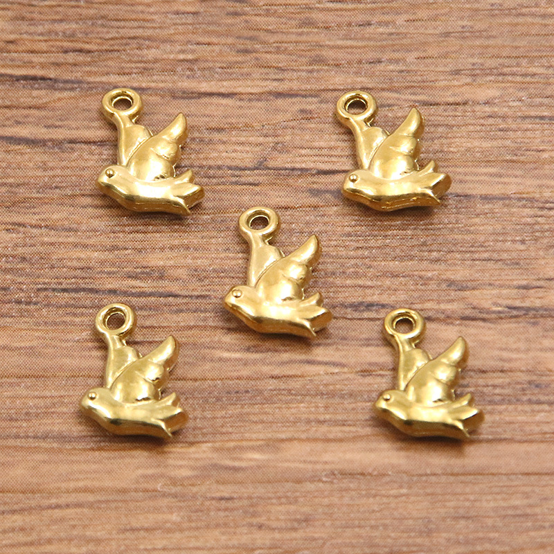 1597 gold 7x10mm 0.5g