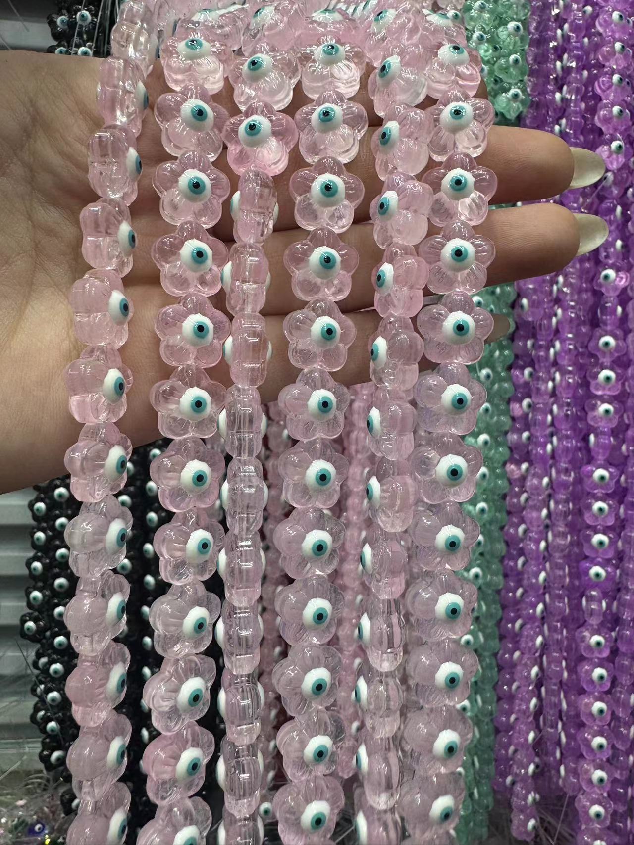 Light pink eyes