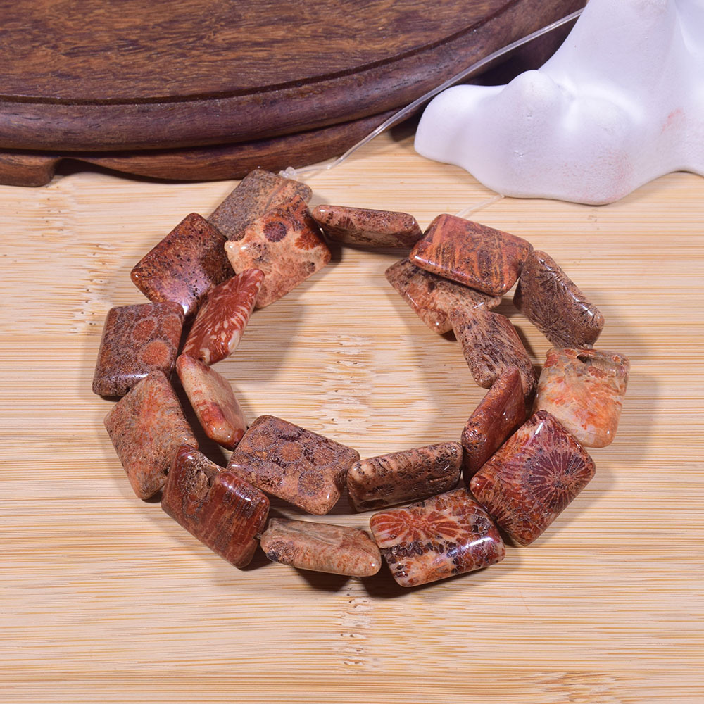 15*20mm (about 20 pieces per piece)