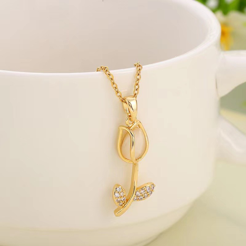 C383 gold white cat's eye necklace