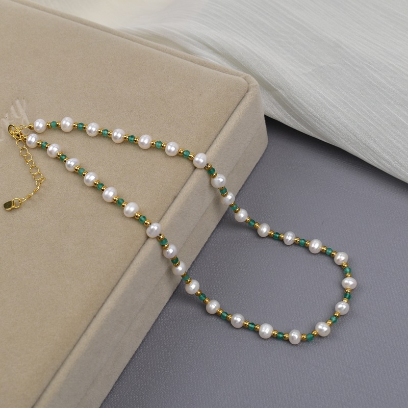 Cp306--pearl   green spacer beads