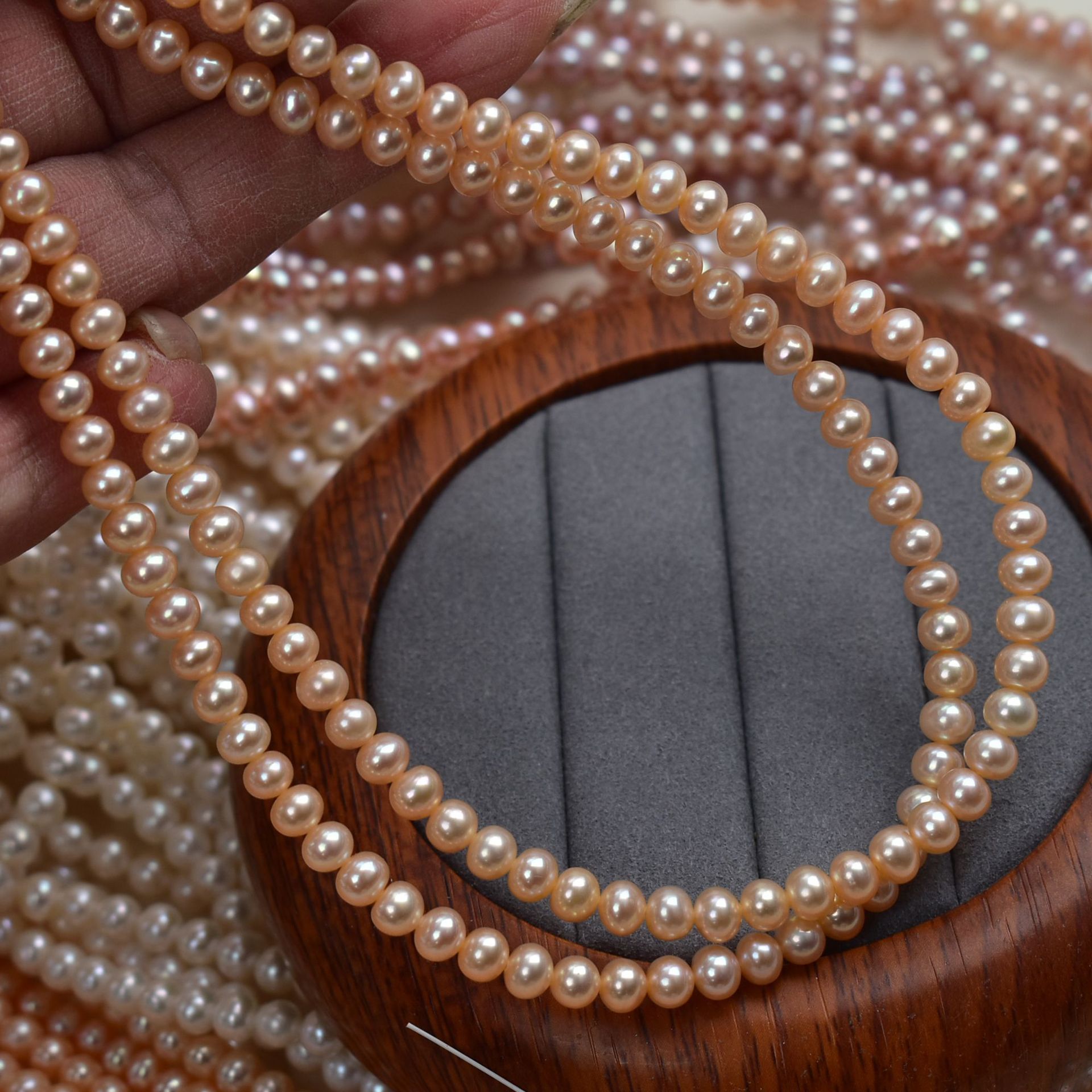 Natural pink-egg round strong light 38cm