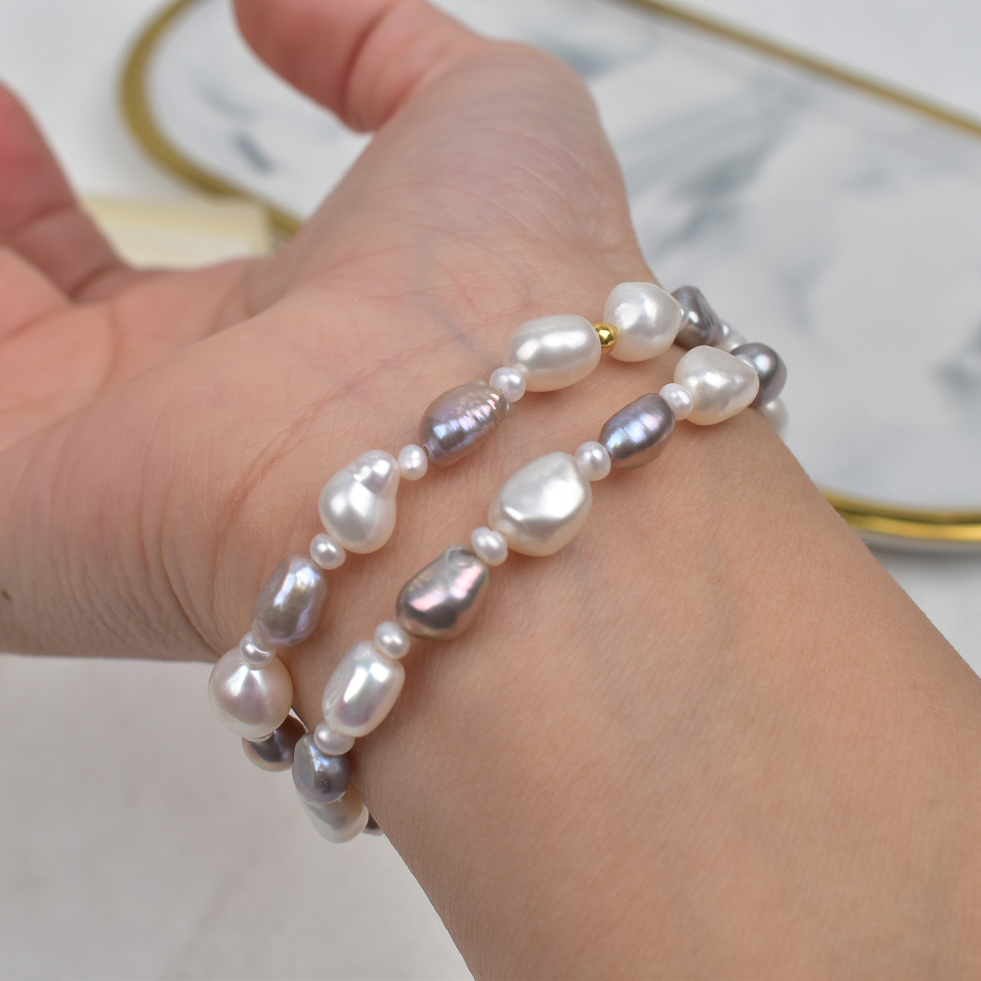 Natural white + gray/two circles stacked belt