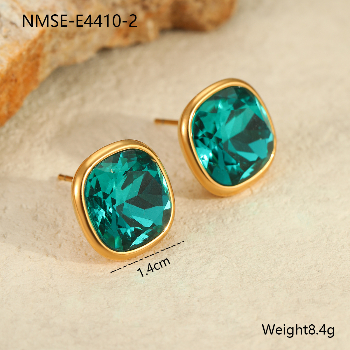Nmse-e4410-2 light green zircon earrings