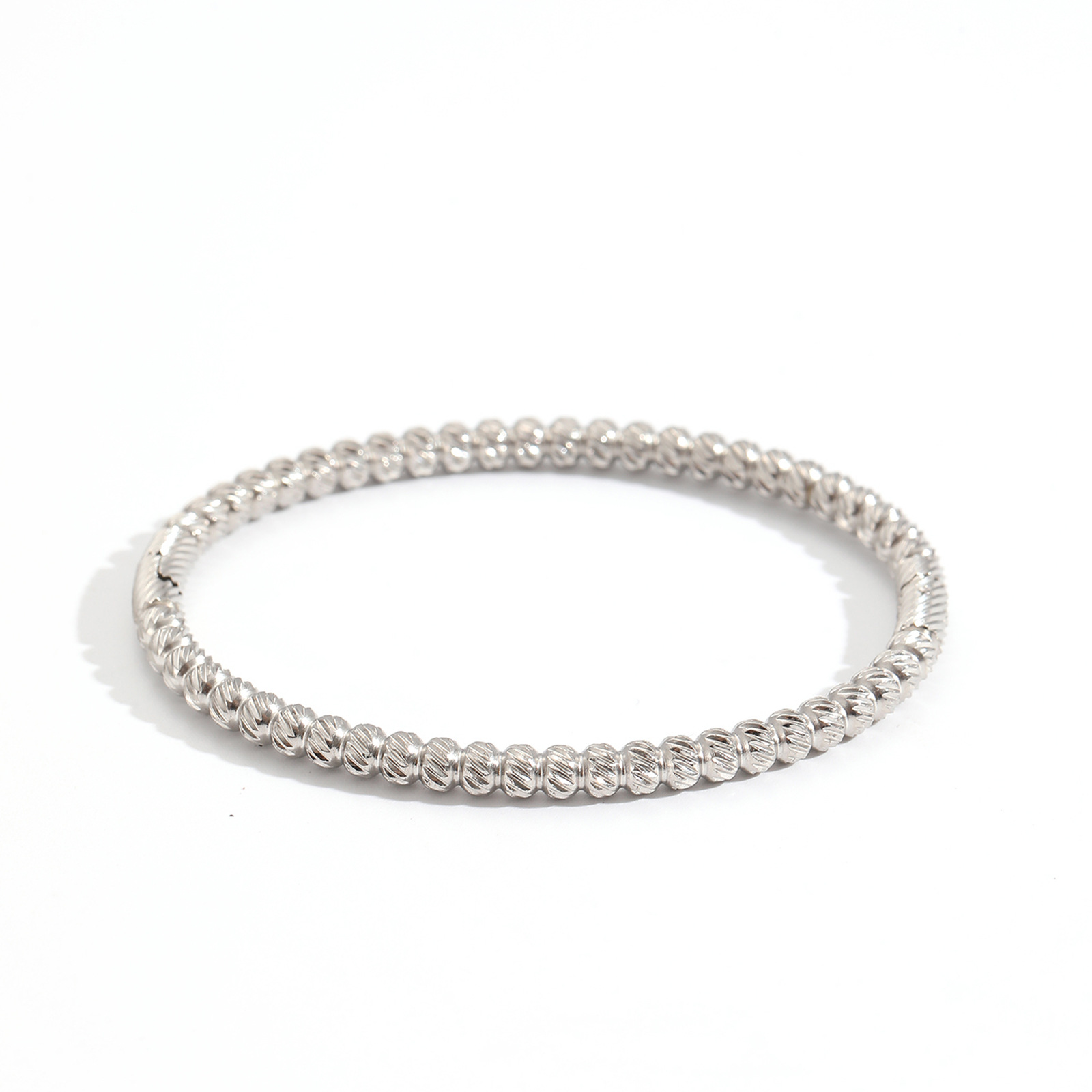 Twisted lantern bracelet