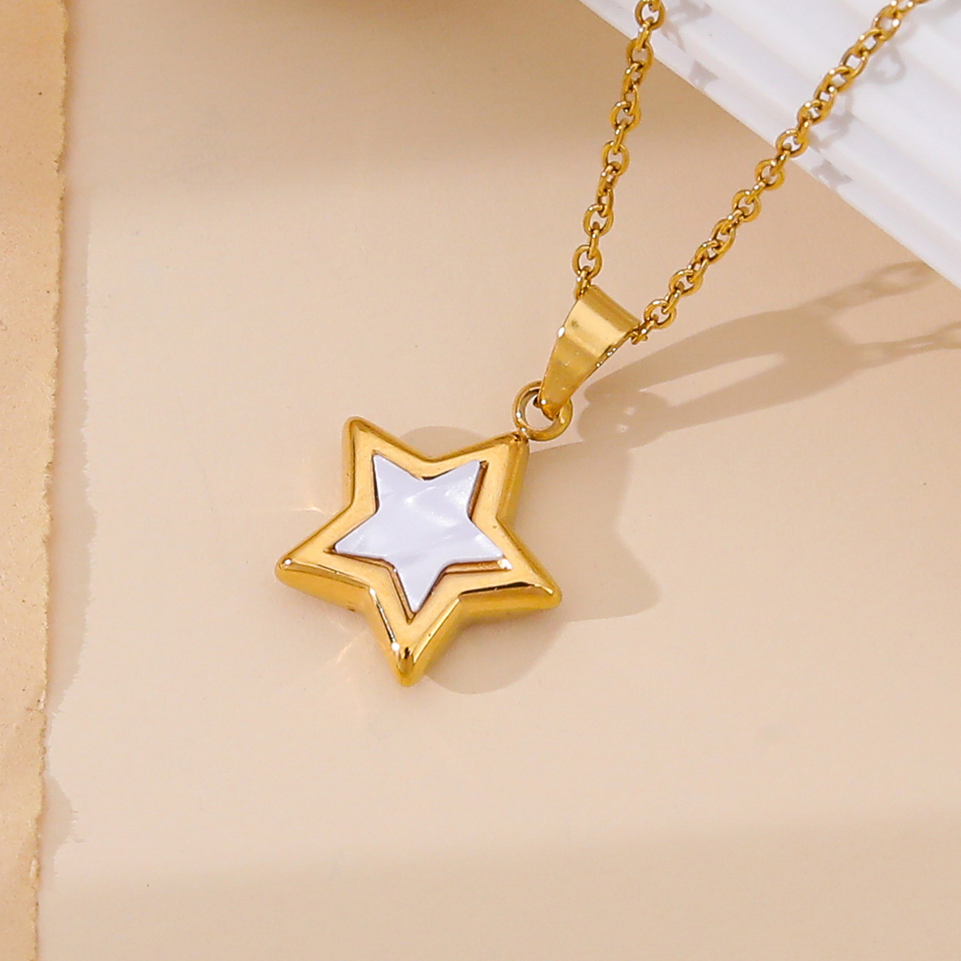 Golden-pentagram