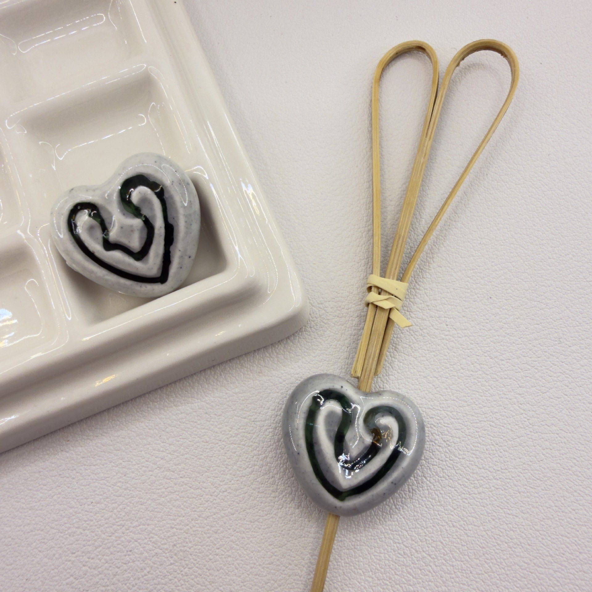 Gray dark green pattern