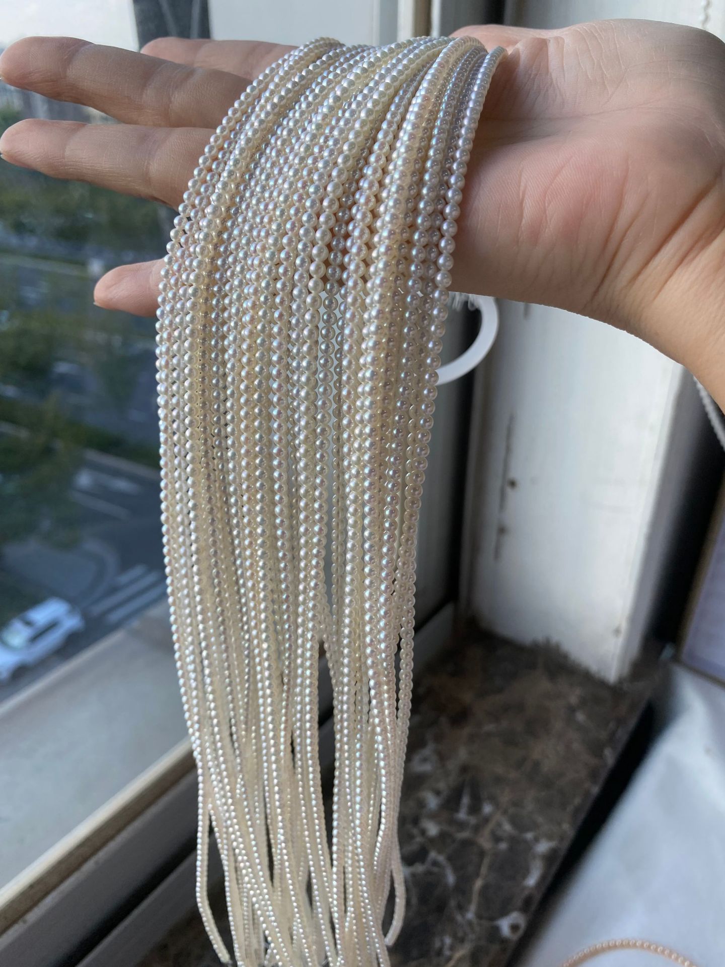 2-3mm nearly round beads [strong white]