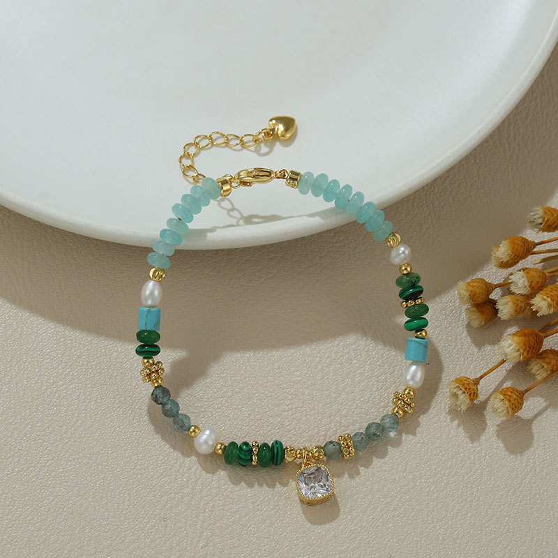 B4103 natural pearl gradient zircon