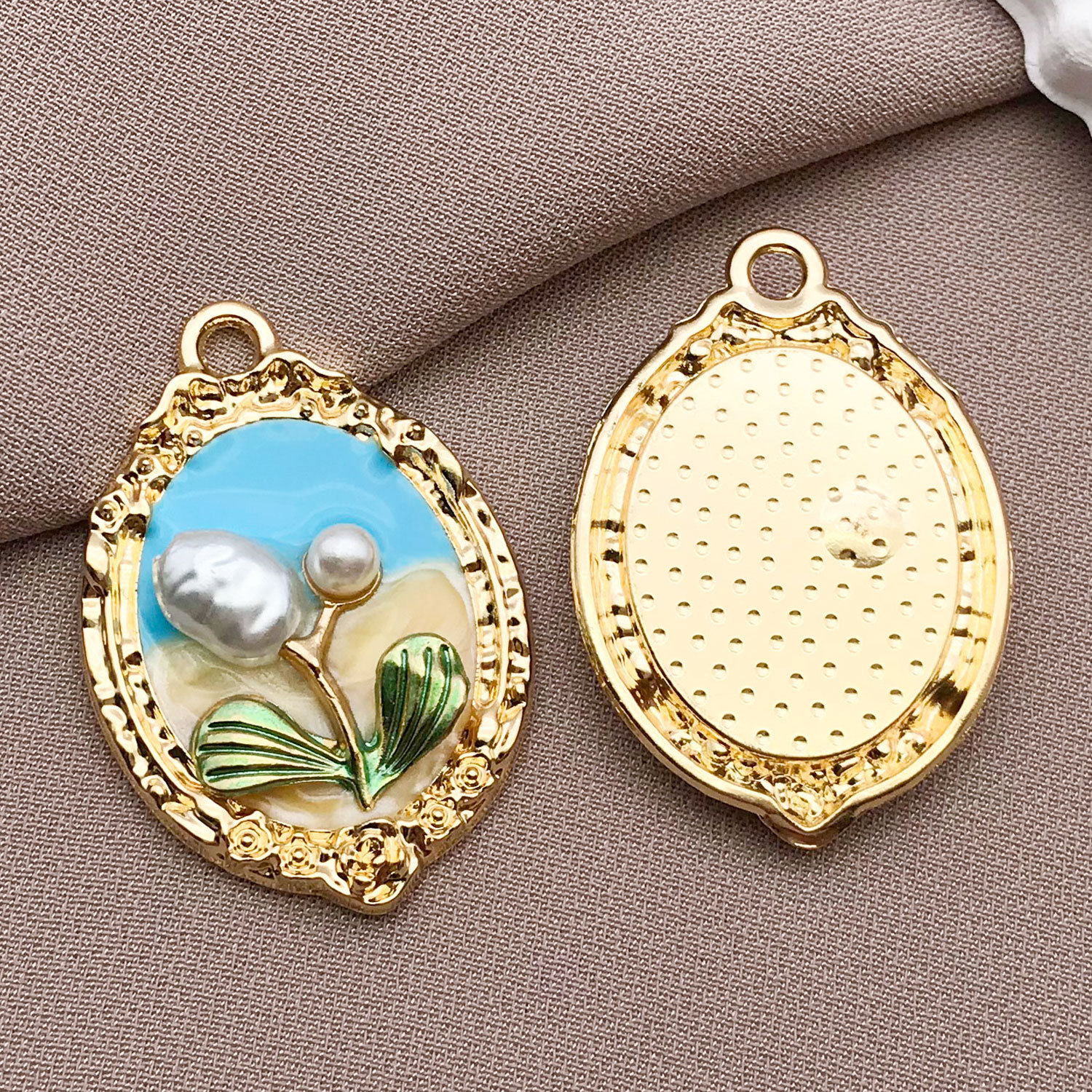 1 oil dripping blue two-color flower brand oil painting 31x21mm-21178-3.1g