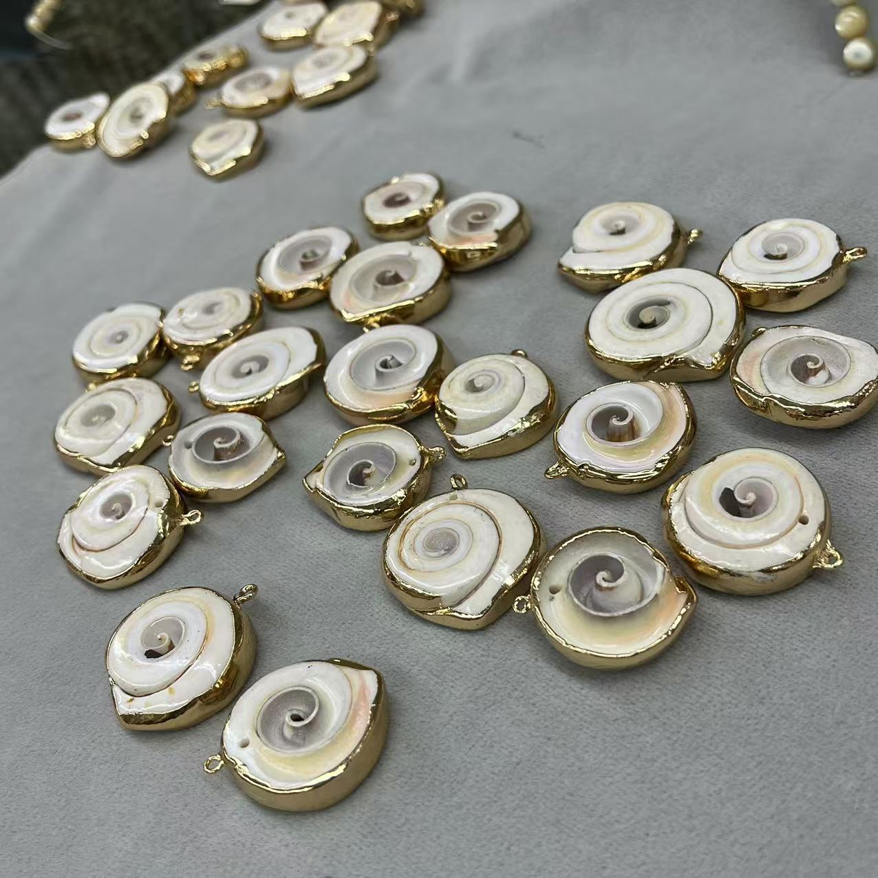 Gold hemming 24-28mm