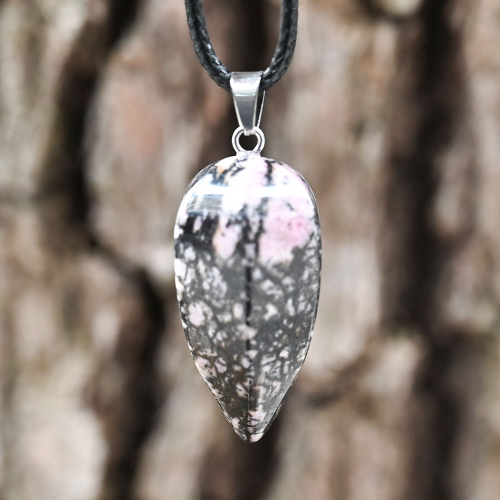 Black line rhodolite