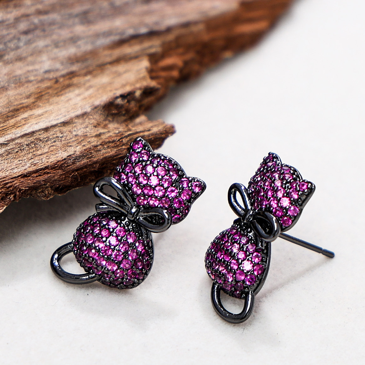 Red corundum 5 # Gun black