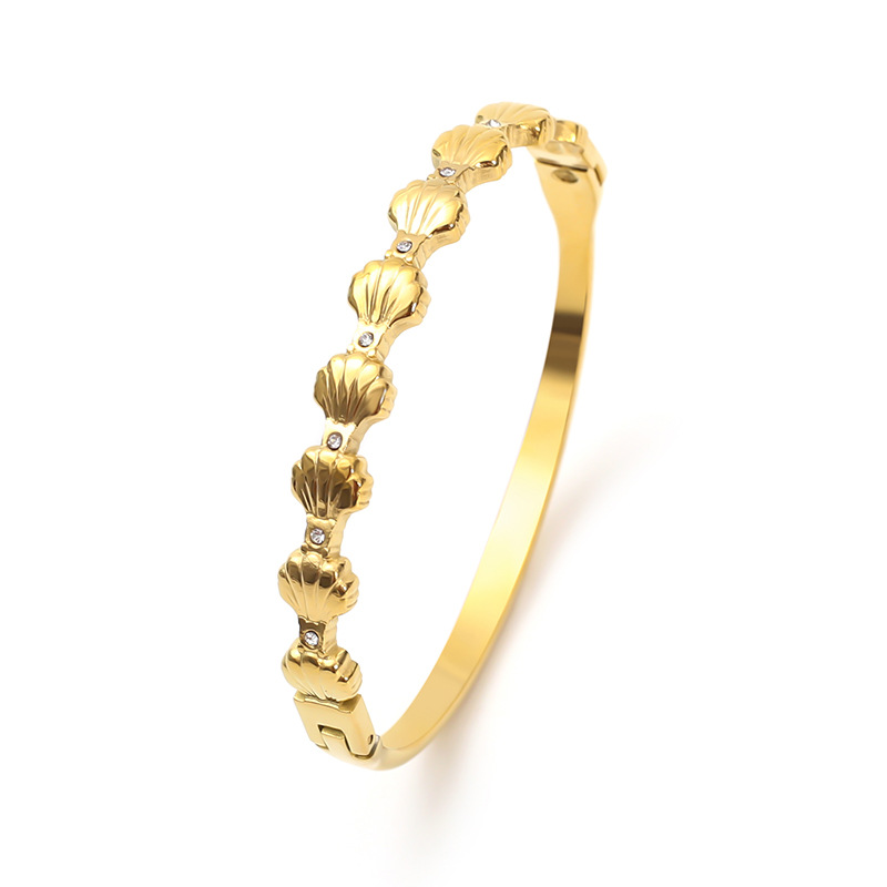 Shell bracelet
