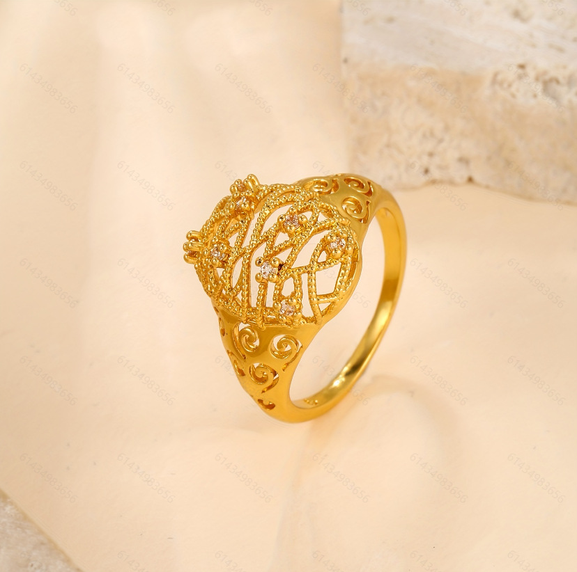 Copper-hollow heart diamond ring