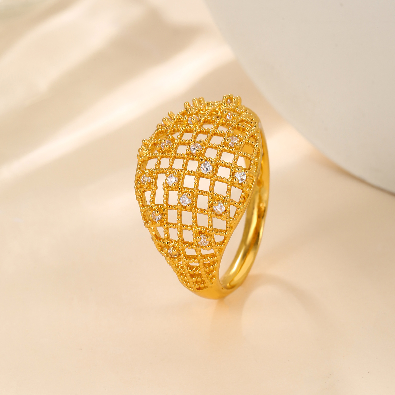 Copper-multi-layered mesh hollow ring