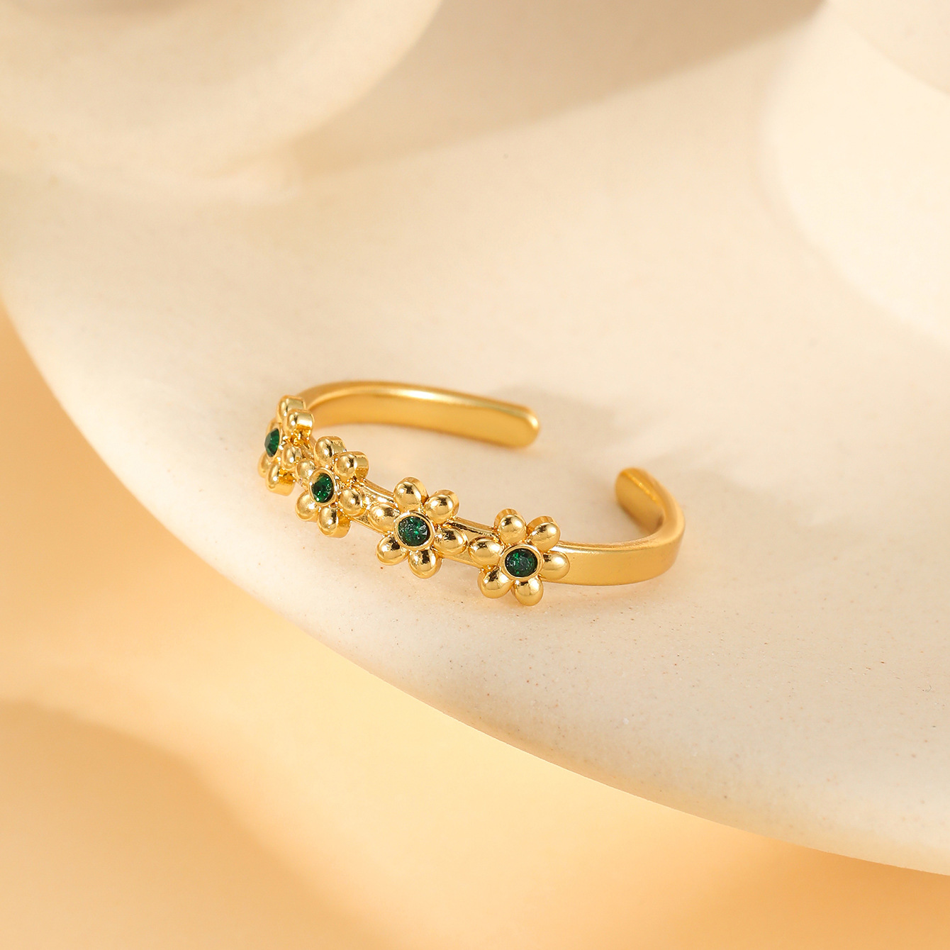 W1493 open ring with zircon 4