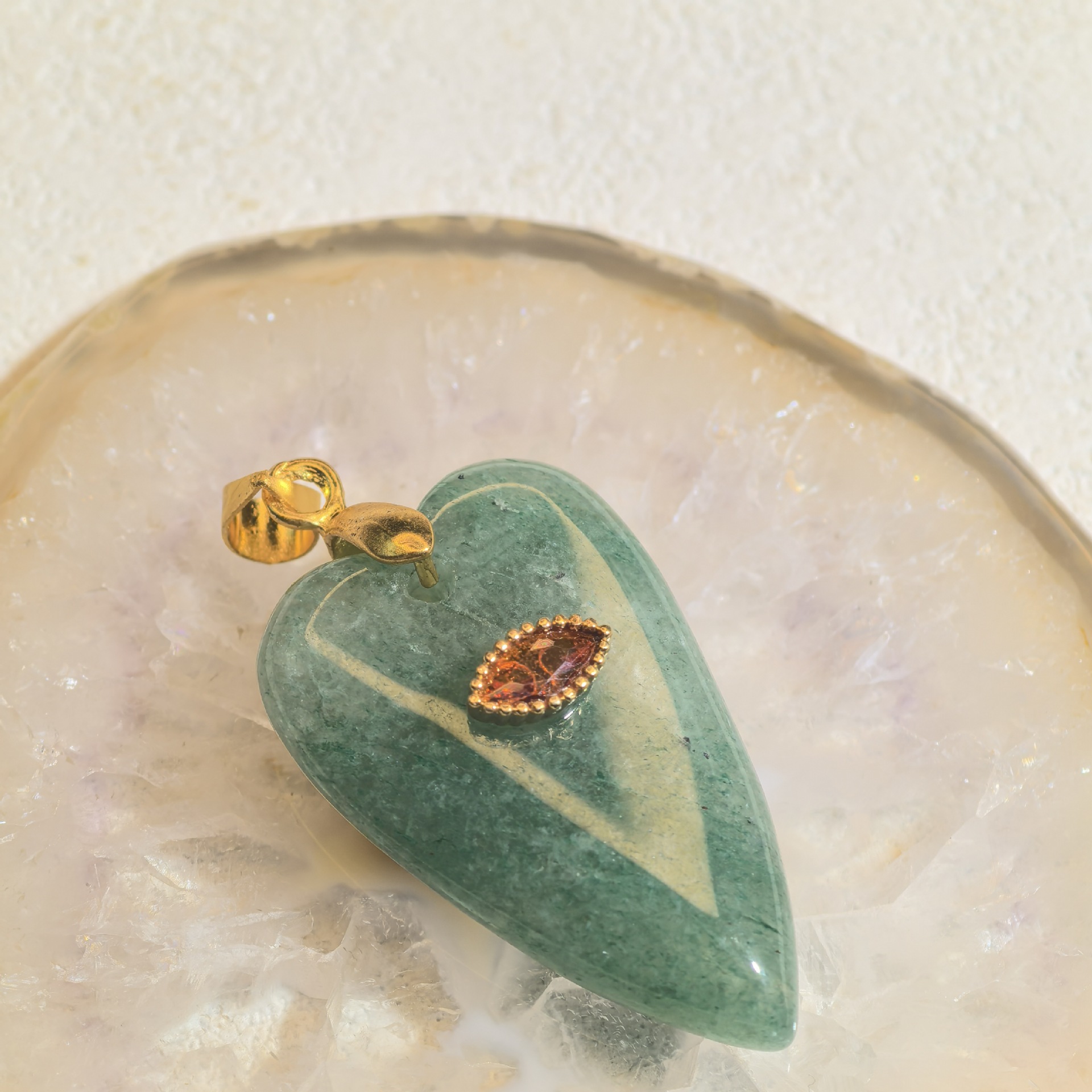 Green strawberry crystal