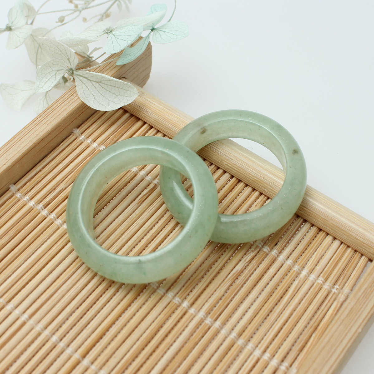 Green aventurine (one)