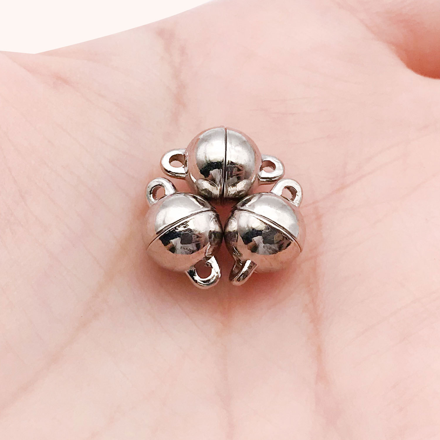 14693-white k zinc alloy spherical magnet buckle 8mm-1.4g