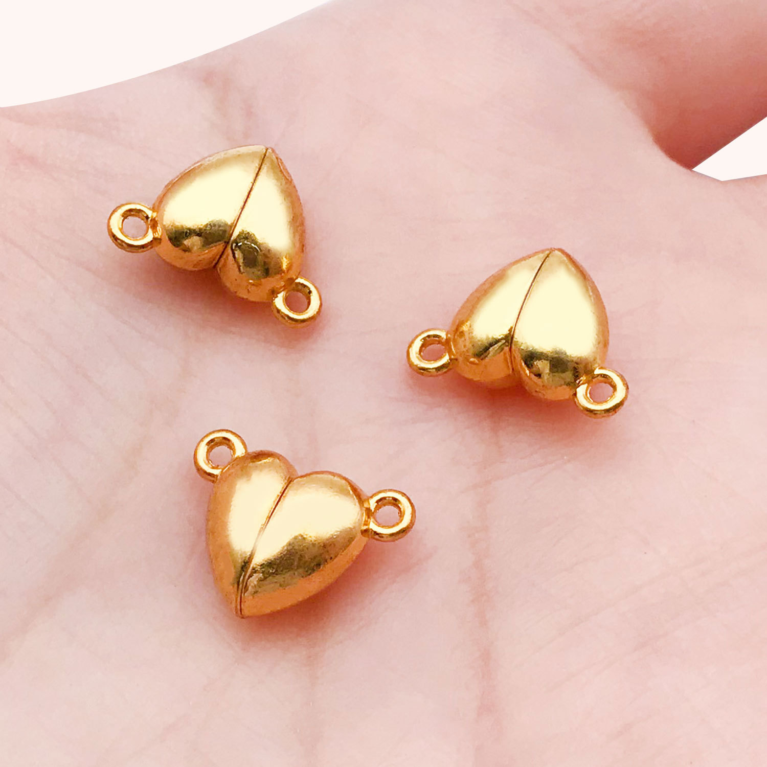 14696-small gold zinc alloy peach heart-shaped magnet buckle 12x5-1.3g