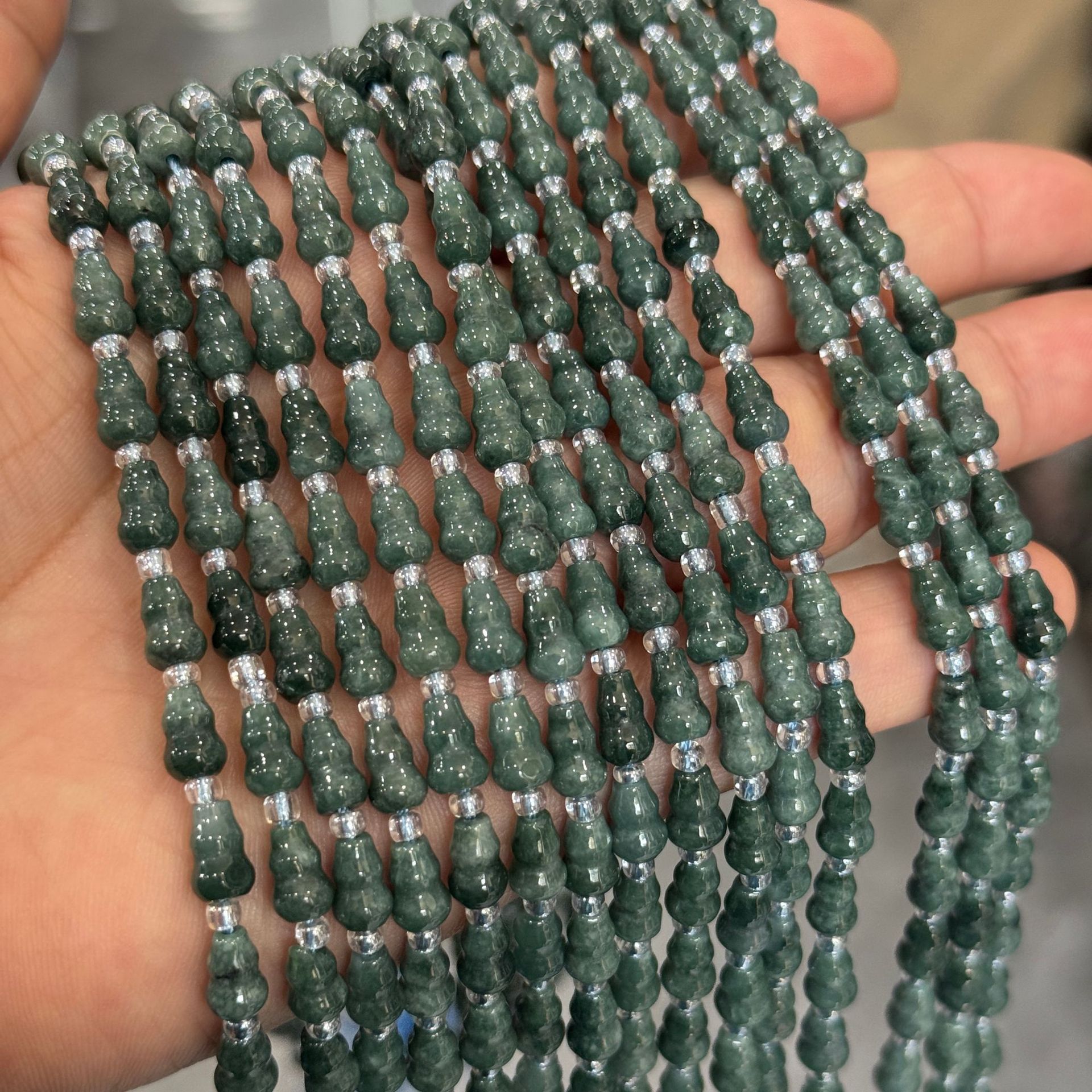 Dark jade gourd 5*7mm