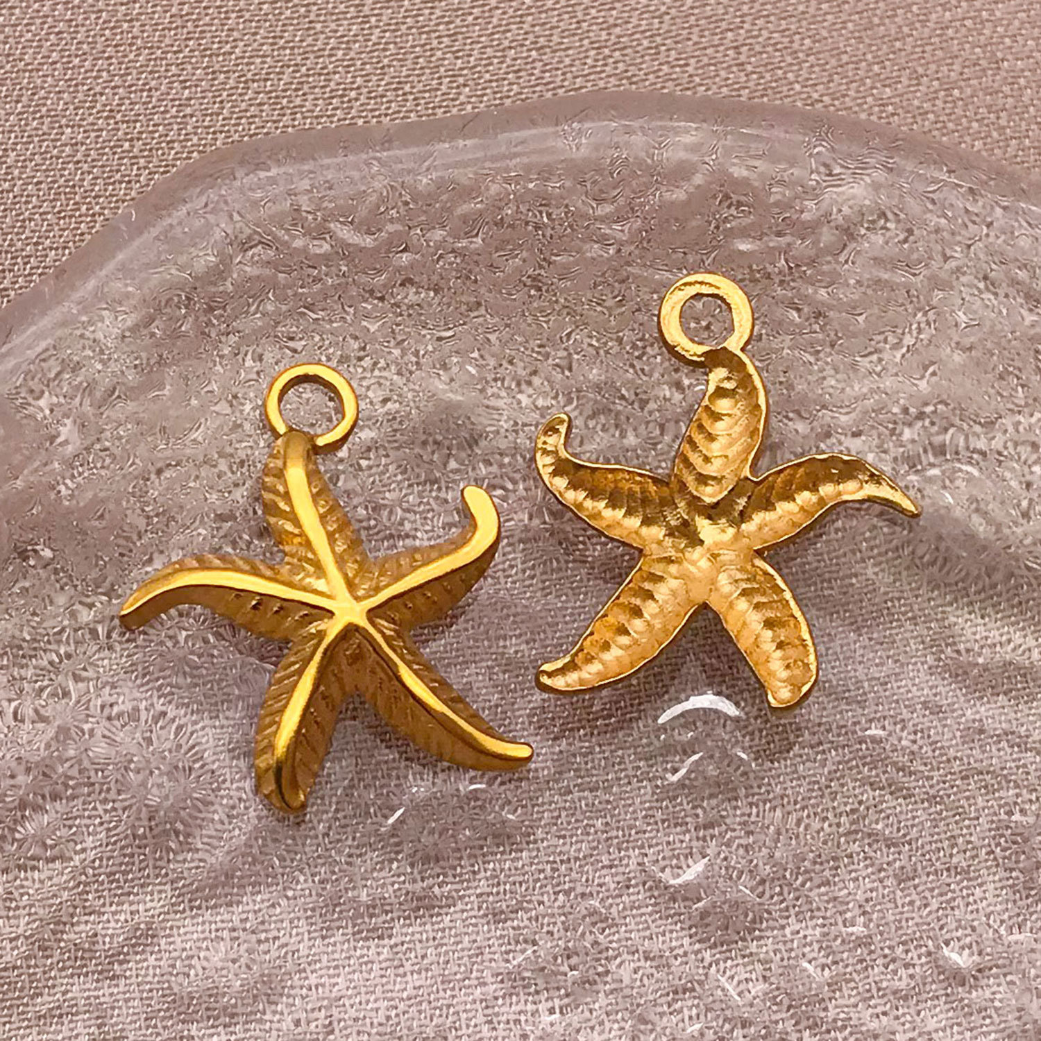 T2505-stainless steel single-sided starfish-14x16x3mm aperture 2.1mm-0.56g