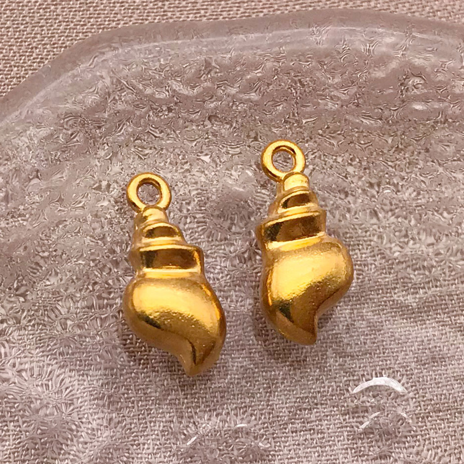 T2517-stainless steel solid small conch-6x12x4mm aperture 1.2mm-3.1g