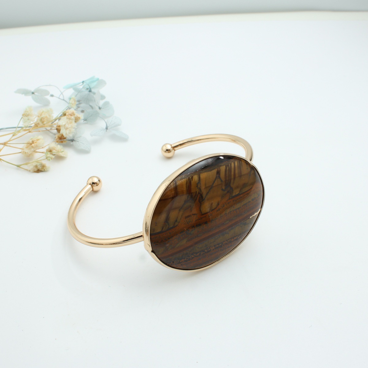 Tiger eye stone