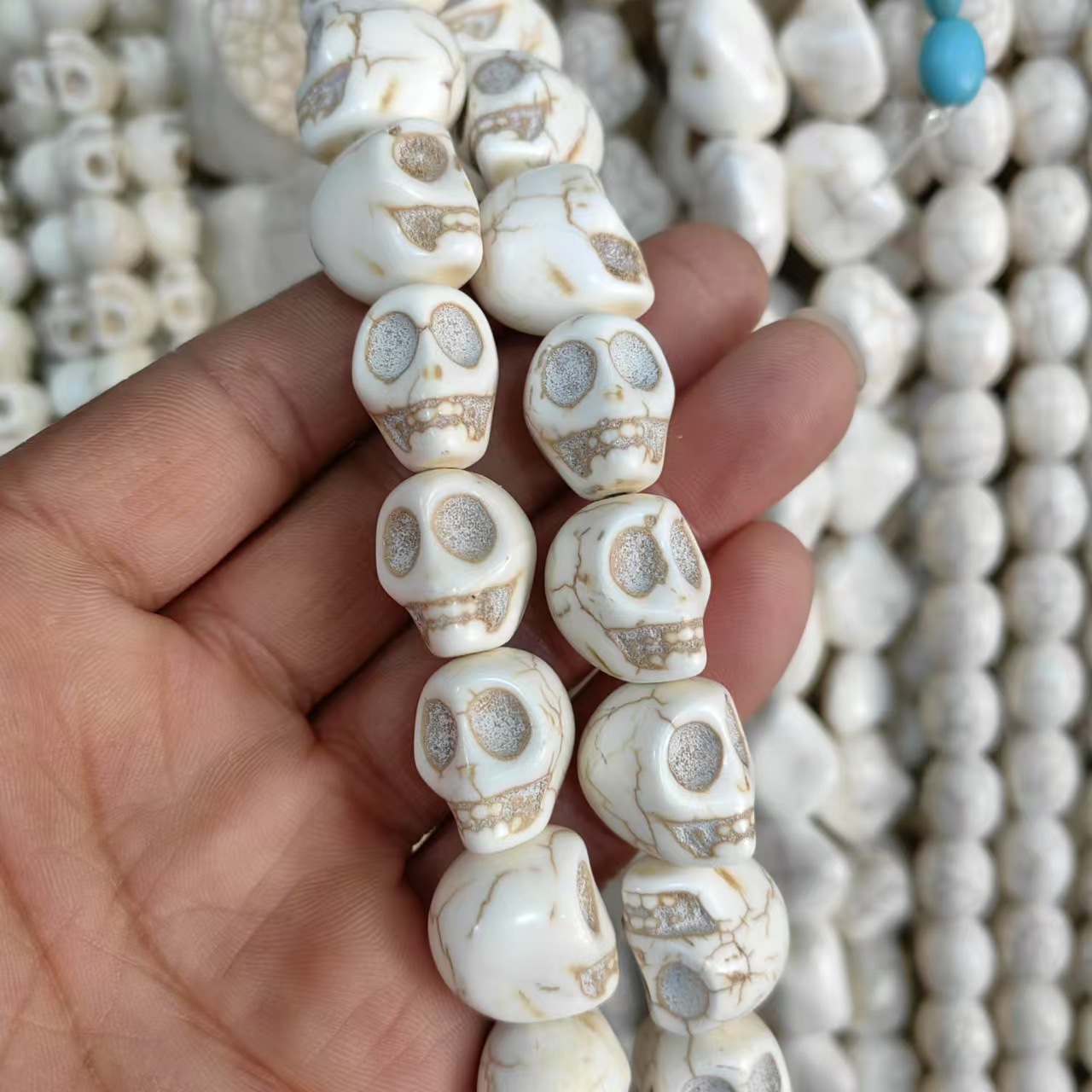 18mm skull/22 pieces per piece