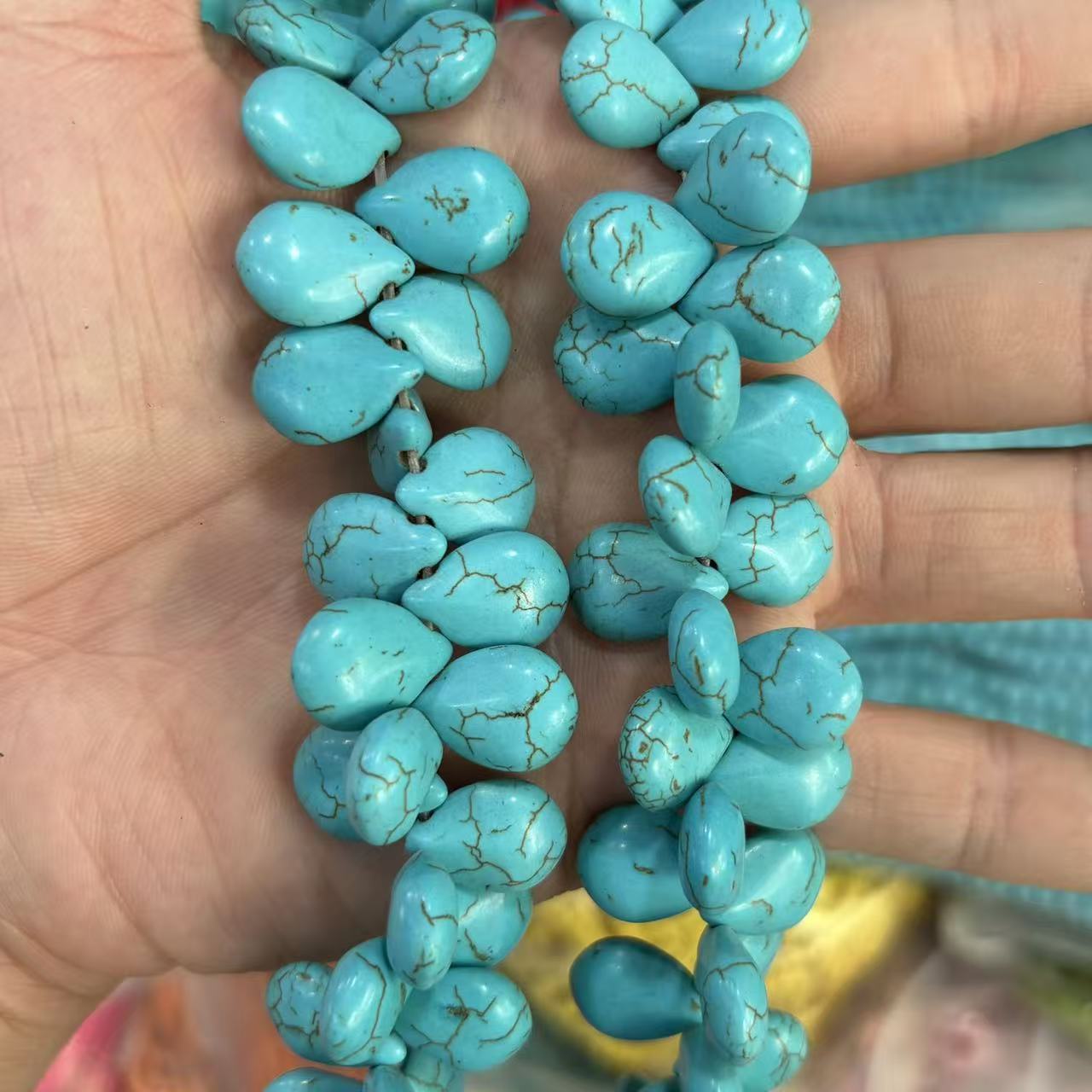 11x15mm horizontal hole flat water droplets (about 85 pieces)