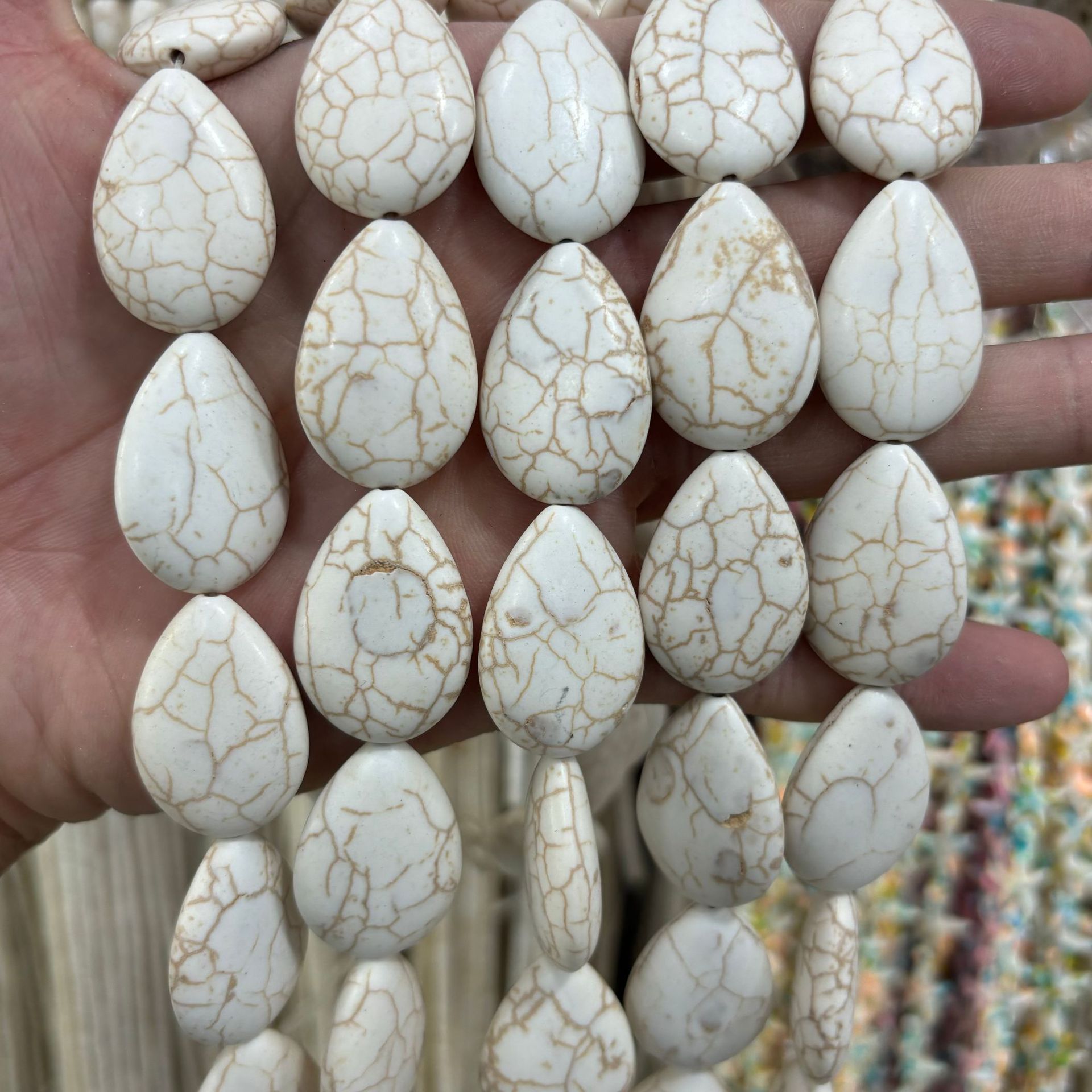 20x29mm white pine flat water droplets (13 pieces)