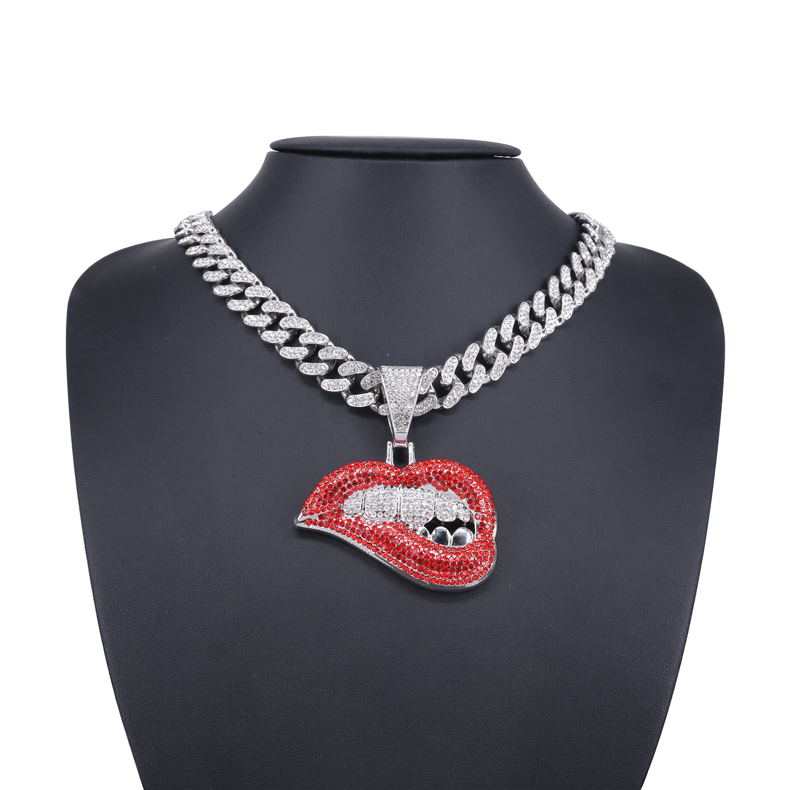 Silver background red diamond pendant + round chain 50cm (simple buckle)